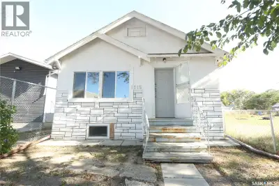 Welcome to 1115 Robinson Street. This home features two bedrooms on the main floor, a four-piece bat...