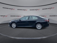 This Toyota Camry has a strong Gas 4cyl 2.5 L engine powering this Automatic transmission. Power Dri... (image 4)