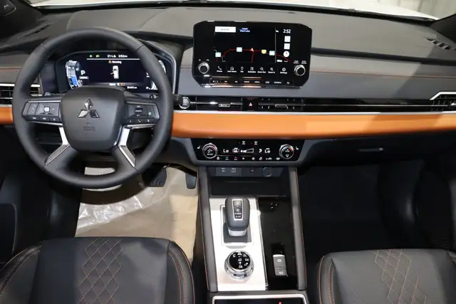 2023 Mitsubishi Outlander GT657237550557451213