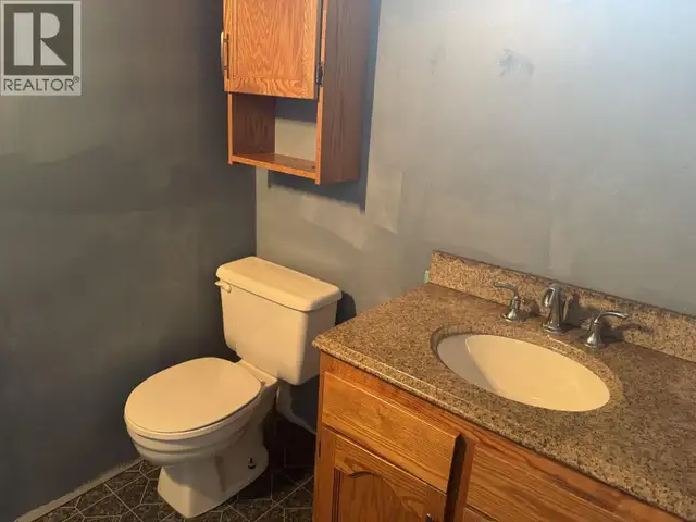 417 CENTENNIAL DRIVE Mackenzie, British Columbia in Houses for Sale in Smithers - Image 15