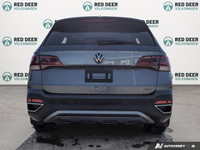 Step into the world of refinement and versatility with the 2022 Volkswagen Taos Highline 4MOTION. Cl... (image 5)