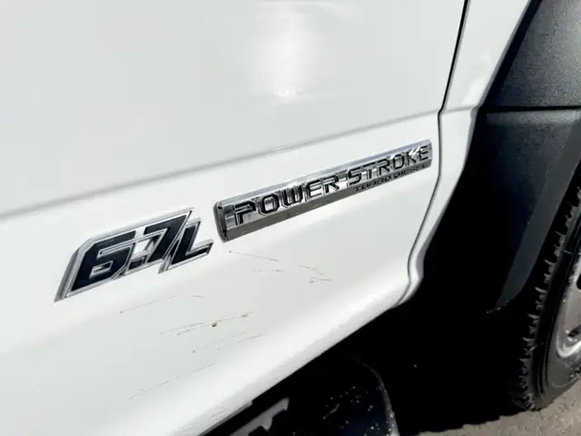 2019 FORD F-550 XLT EXTENDED CAB 4X4 DIESEL ALUMINIUM CHIP TRUCK in Heavy Trucks in Calgary - Image 9