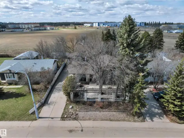 5718 Garden Meadows Drive Wetaskiwin, Alberta in Houses for Sale in Edmonton - Image 9