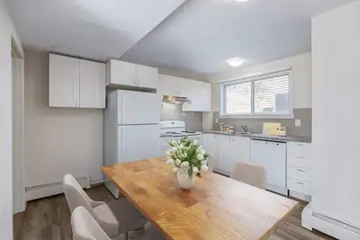 Amenities: Renovated Suites • Playground • Green Space • In-Suite Laundry Suite & Building: Two-bedr...