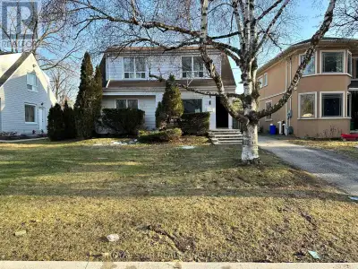 UPP-RM - 9 ROYCREST AVENUE Toronto (Lansing-Westgate), Ontario