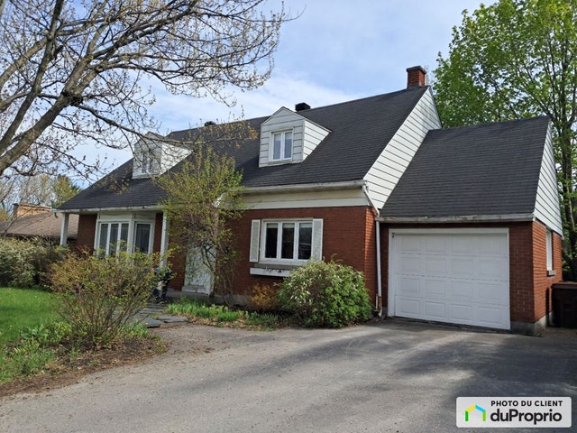 $599,000 - 2 Storey for sale in Sherbrooke (Jacques-Cartier) — photo 2