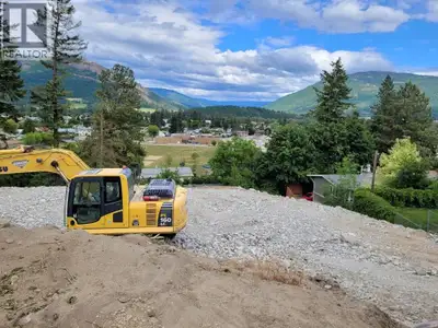Amazing view lot in Enderby ready to build with all services and is prepped and engineered with dry...