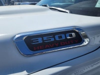 Apple CarPlay, Android Auto, Remote Keyless Entry, Tow Hitch, Cargo Box Lights, Rear Camera, Streami... (image 8)