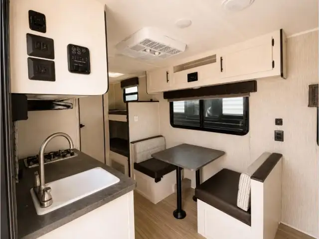 2022 Forest River RV Puma 16BHX in Travel Trailers & Campers in Woodstock - Image 6