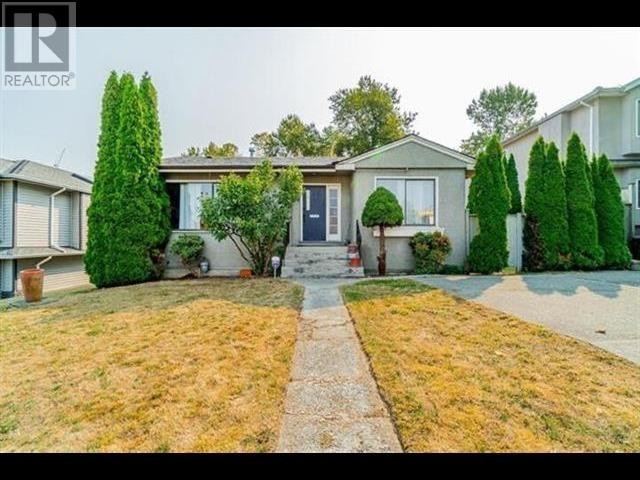 2720 BOUNDARY ROAD Burnaby, British Columbia in Houses for Sale in Vancouver