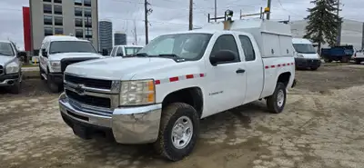 Call 416-648-0721 - ONE OWNER - Runs great - 2008 Chevrolet Silverado 2500HD pickup truck Work Truck...