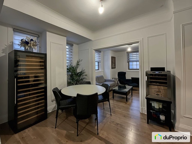 $675,000 - Condominium in Ville-Marie (downtown, old Mtl) — photo 1