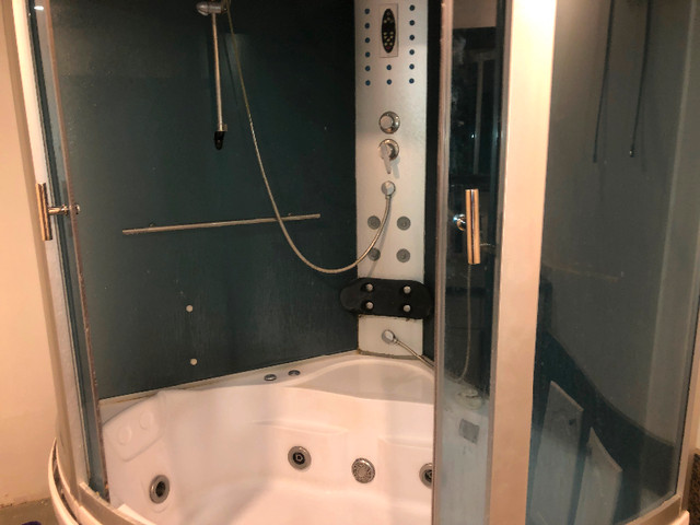 Steam/ jacuzzi shower for sale in Plumbing, Sinks, Toilets & Showers in Calgary - Image 2