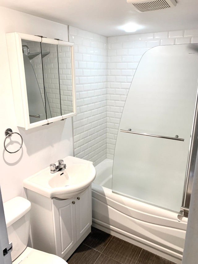 Studio disponible MAINTENANT Metro ATWATER Locations longue durée Ville de Montréal Kijiji