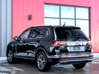 Carget Supercentre is proud to present this 2018 Volkswagen Tiguan Highline! EXTERIOR: DEEP BLACK PE... (image 7)