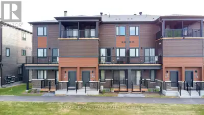 518 PARNIAN PRIVATE Ottawa, Ontario