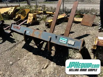 AMI Hyundai 757TM-9 HL955TM Pallet forks WE SHIP DIRECT TO YOU, USA, and Worldwide!! Financing Avail...