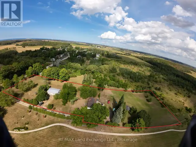 48 KING STREET Kincardine, Ontario in Land for Sale in Owen Sound - Image 4