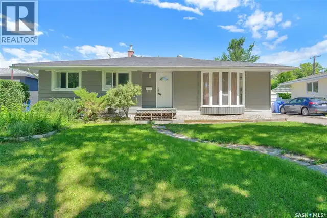 1830 Cowan CRESCENT Regina, Saskatchewan in Houses for Sale in Regina - Image 3