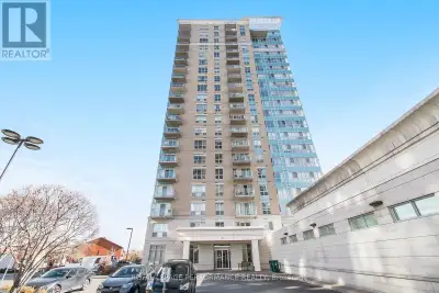 This STUNNING CORNER Unit 2-Bed, 2 Bath Condo offers a perfect blend of sophistication, comfort, and...