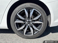 Aluminum Wheels, Android Auto, Apple CarPlay, 4G WiFi, Power Seat! This 2022 Chevrolet Malibu is for... (image 5)
