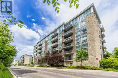 Stunning 2 bedroom 2 bath condo in sough after Stinson neighbourhood. The bright open-concept 796 sq...