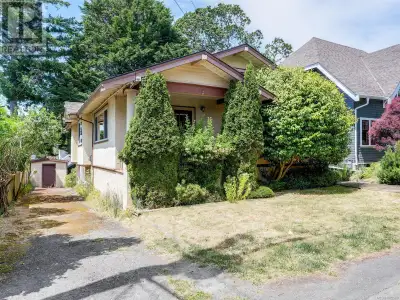 This delightful character home is nestled in the heart of Oak Bay and offers over 1,800 sq. ft. of f...