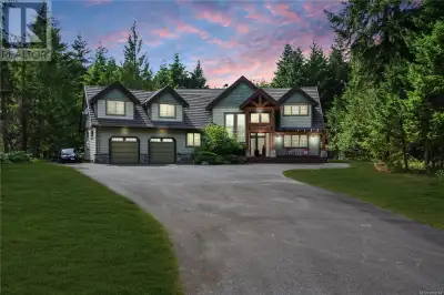 A Private Estate for Those Who Value Space, Seclusion & Exceptional Craftsmanship. Tucked away on a...