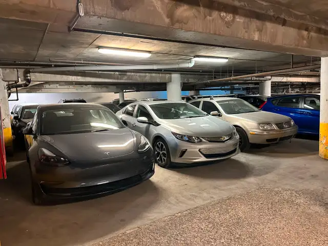Indoor Parking (Storage)62863756569346123