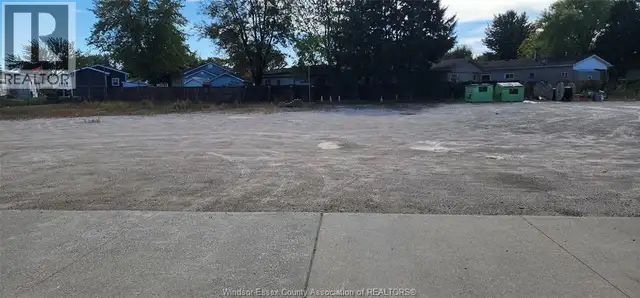 301 CROFT DRIVE Unit# 4-5 Lakeshore, Ontario in Commercial & Office Space for Rent in Windsor Region - Image 9