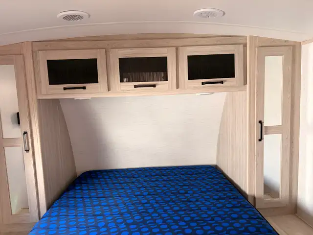 2022 Heartland SUNDANCE 268 RL in Travel Trailers & Campers in St. Albert - Image 18