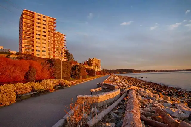 2 Bedroom Apartment for Rent - 2222 Bellevue Avenue in Long Term Rentals in Vancouver - Image 14