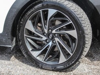 Engine: 4 Cylinder Engine 2.4L L/100Km City: 11.0 L/100Km Hwy: 9.1 Safety Equipment Electronic Stabi... (image 5)