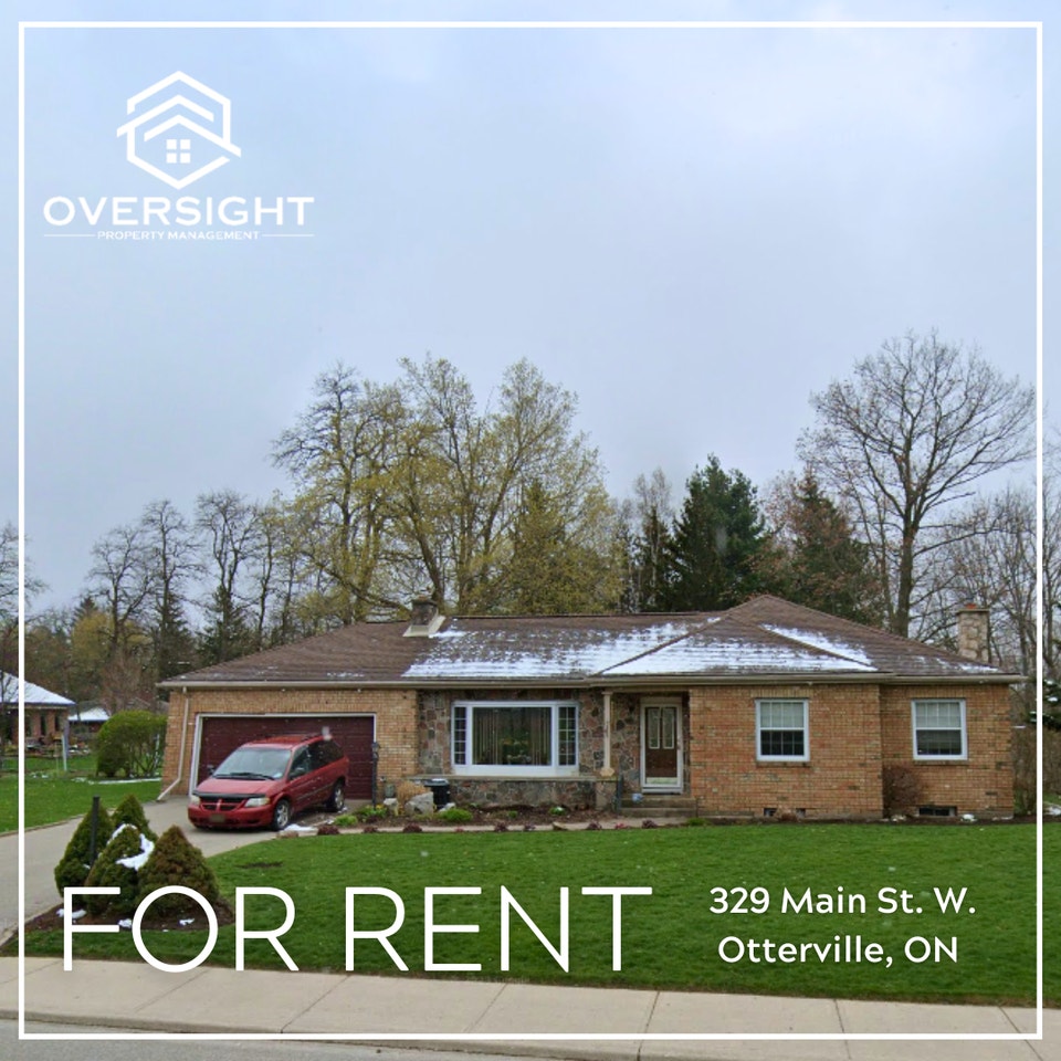 3 Bedroom Bungalow on the edge of Otterville!! 1