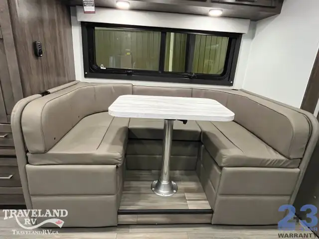 2426 JAYCO MELBOURNE 24L in RVs & Motorhomes in Saskatoon - Image 25