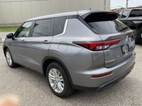 Vehicle Highlights: - Accident free - Single owner - Winter tires included Just landed is a very des... (image 4)
