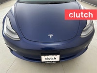 1 OWNER / Power Tailgate/Hatch, Auto Dimming Rearview Mirror, Front Heated Seats and more! Clutch is... (image 6)