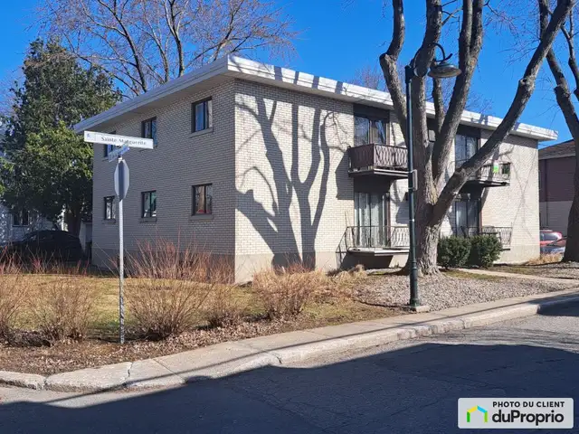 $377,300 - Condominium for sale in Boucherville628637735696671212
