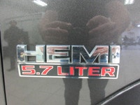 RAM 1500 CLASSIC 2022 V8 5.7 LITRES HEMI CREW-CAB BOITE 6'4" 4X4 TOUT ÉQUIPÉ / CAMÉRA DE RECUL / BLU... (image 9)