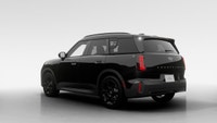 Découvrez ce véhicule neuf d'exception, le MINI Countryman SE ALL4, habillé d'une élégante peinture... (image 1)