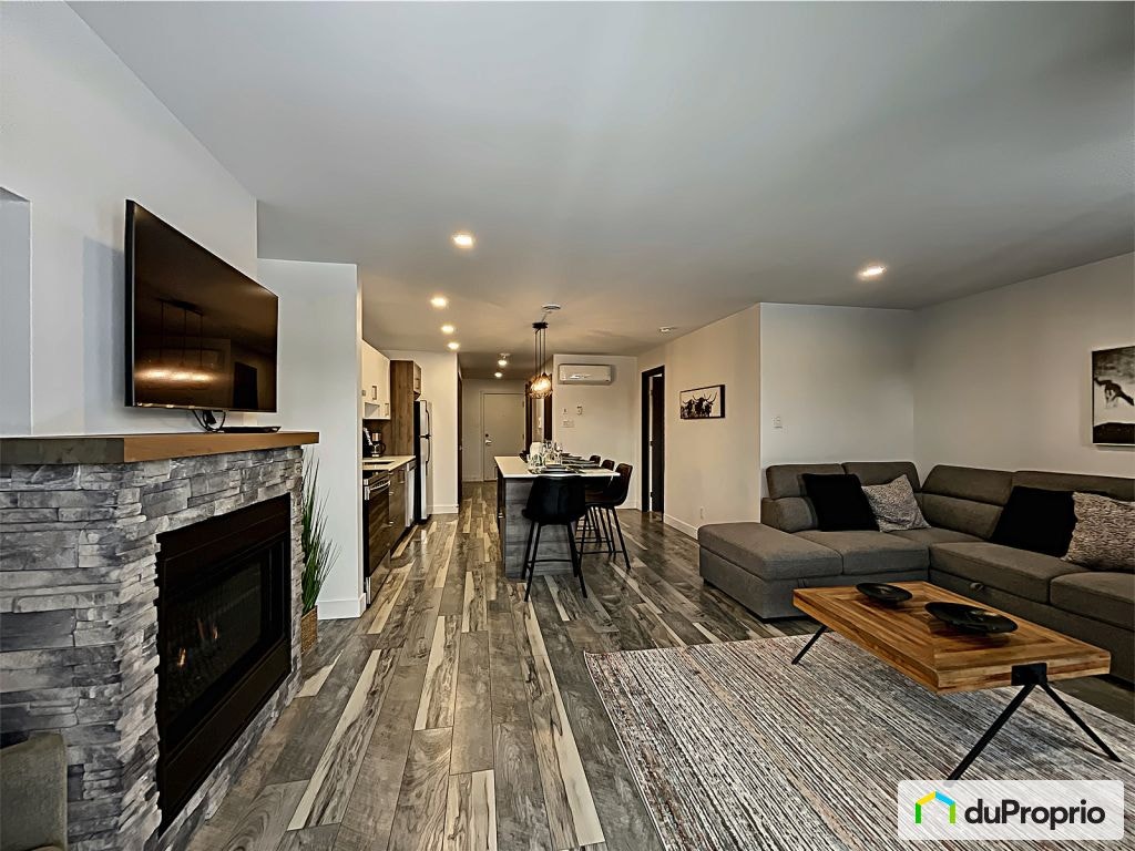 $355,900 - Condominium for sale in Bromont — photo 1