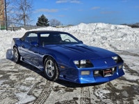 THIS HAS GOT TO BE ONE THE COOLEST CARS OF THE 80'S AND 90'S!! Z28 CONVERTIBLE!! VERY SEXY CAR!! RAR... (image 6)