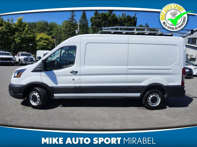 Ford Transit Cargo Van T-250 PA toit moyen 130 po PNBV de 9 070  dans Autos et camions  à Laval/Rive Nord - Image 3