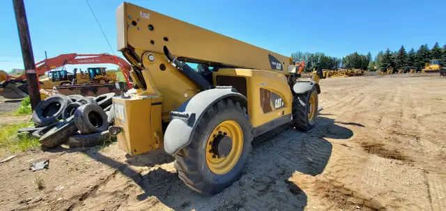 2013 Caterpillar TL943C in Heavy Equipment in Saskatoon - Image 5