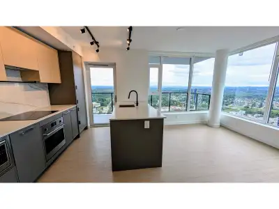 4107 13745 GEORGE JUNCTION Surrey, British Columbia