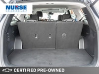 With its commanding presence and luxurious 3rd-row seating, the 2023 Hyundai Palisade Urban in prist... (image 6)