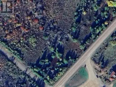 This 2.23 acre lot is located in the beautiful community of Salt Springs. close to amenities, school...