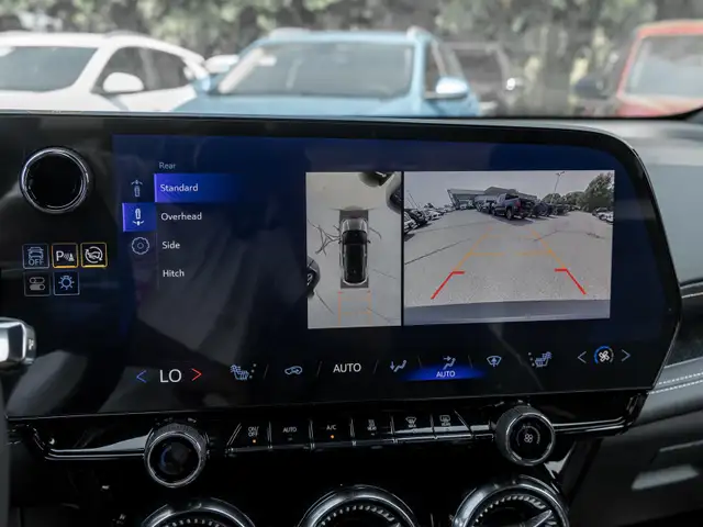 2025 Chevrolet Blazer EV LT AWD Midnight Edition- HD Surround Vi in Cars & Trucks in Markham / York Region - Image 16