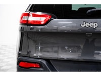 JEEP CHEROKEE NORTH 2015 Traction intégrale 4x4 Sièges chauffants Caméra de recul Système Uconnect D... (image 6)