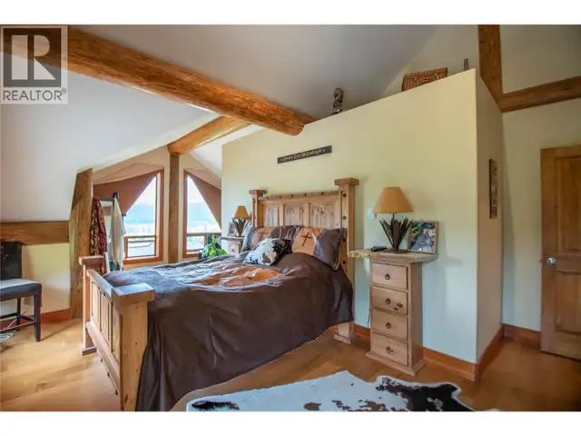 1225 Round Lake Road Armstrong, British Columbia in Houses for Sale in Vernon - Image 27